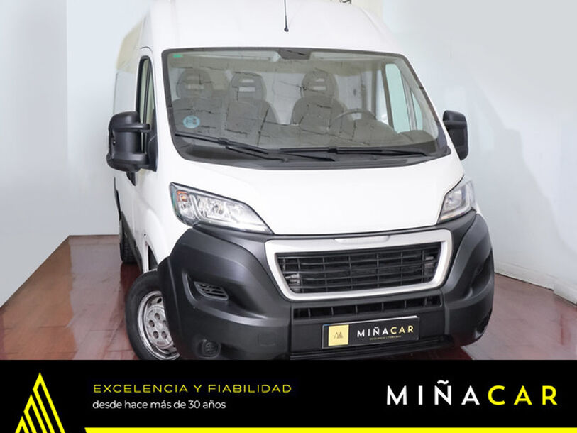 Foto del PEUGEOT Boxer Furgón 2.2BlueHDI 333 L2H2 S&S 120