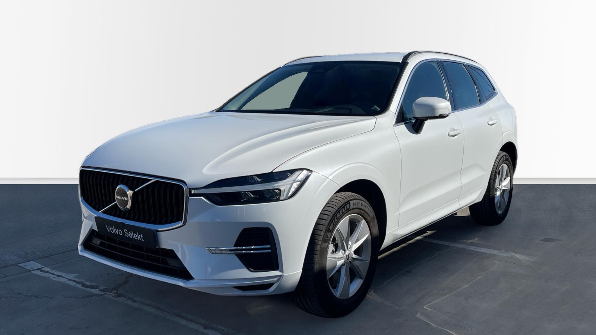 VOLVO XC60 (XC60 CORE B4 DIESEL) en Sevilla