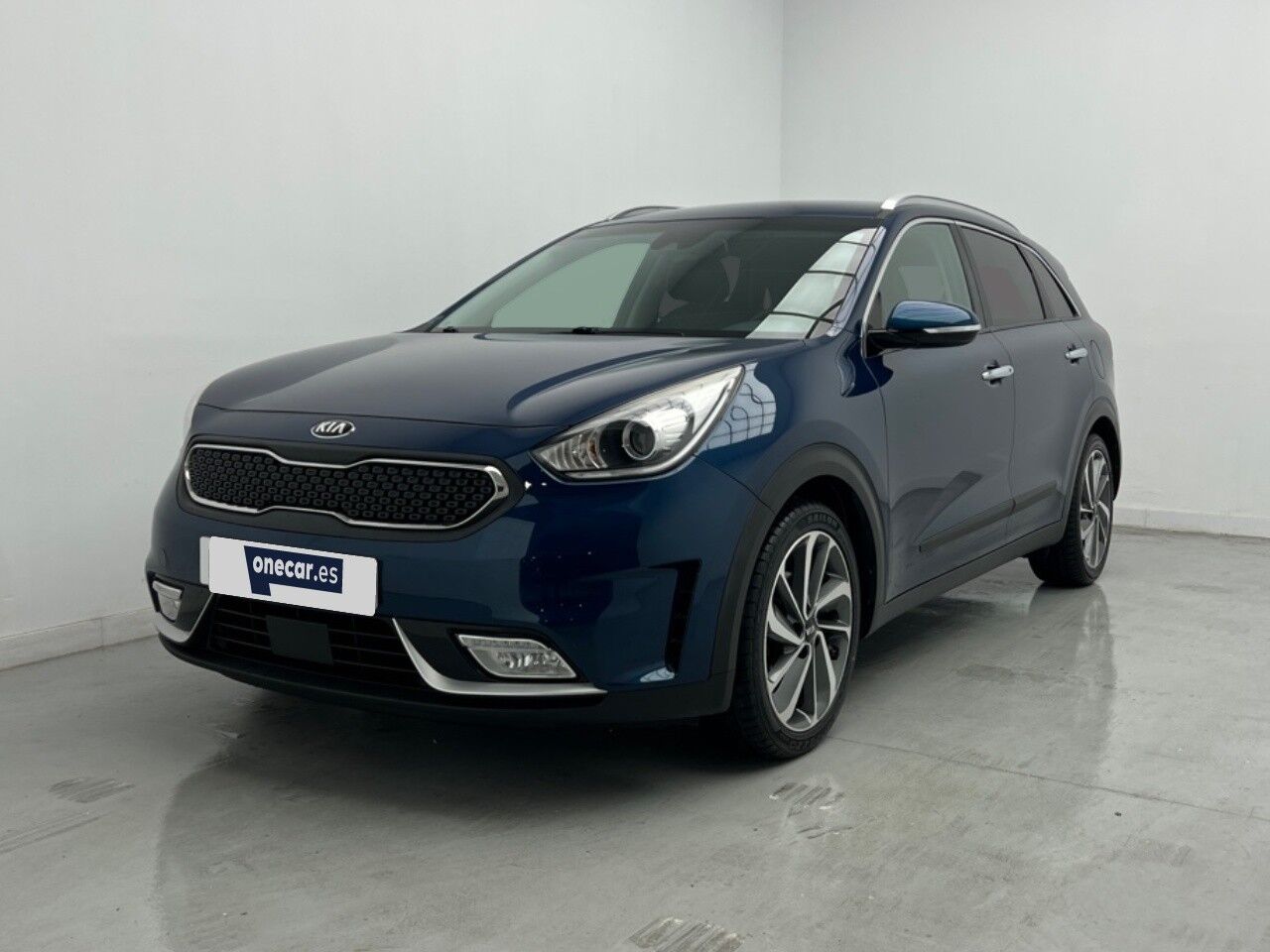 KIA Niro (1.6 GDI HIBRID EMOTION 141CV 5P) en Málaga