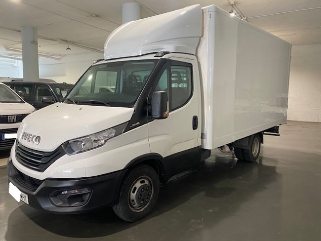 Foto del IVECO Daily Chasis Cabina 35C16 3750 160