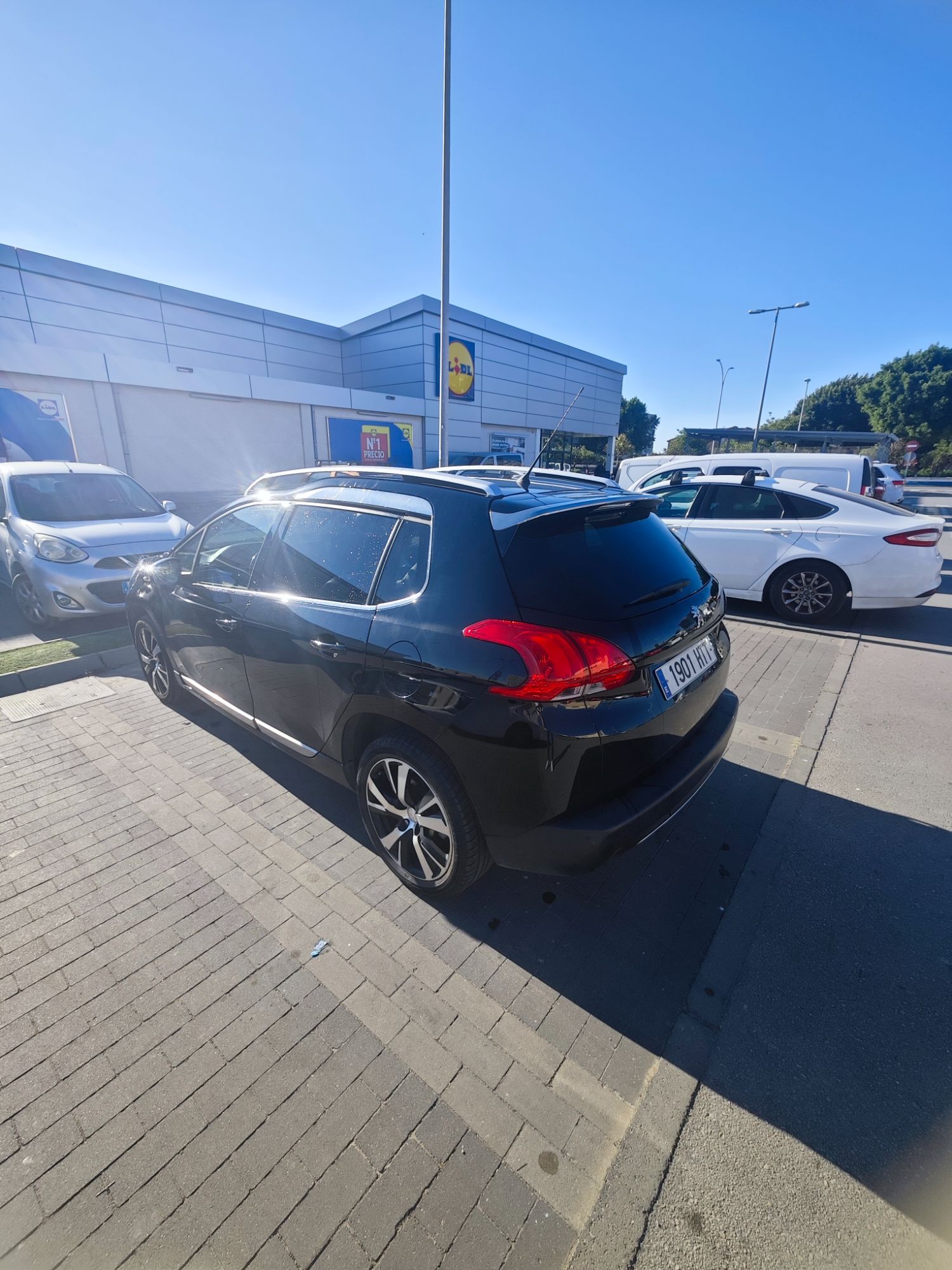 Foto del PEUGEOT 2008 1.6 e-HDI Allure