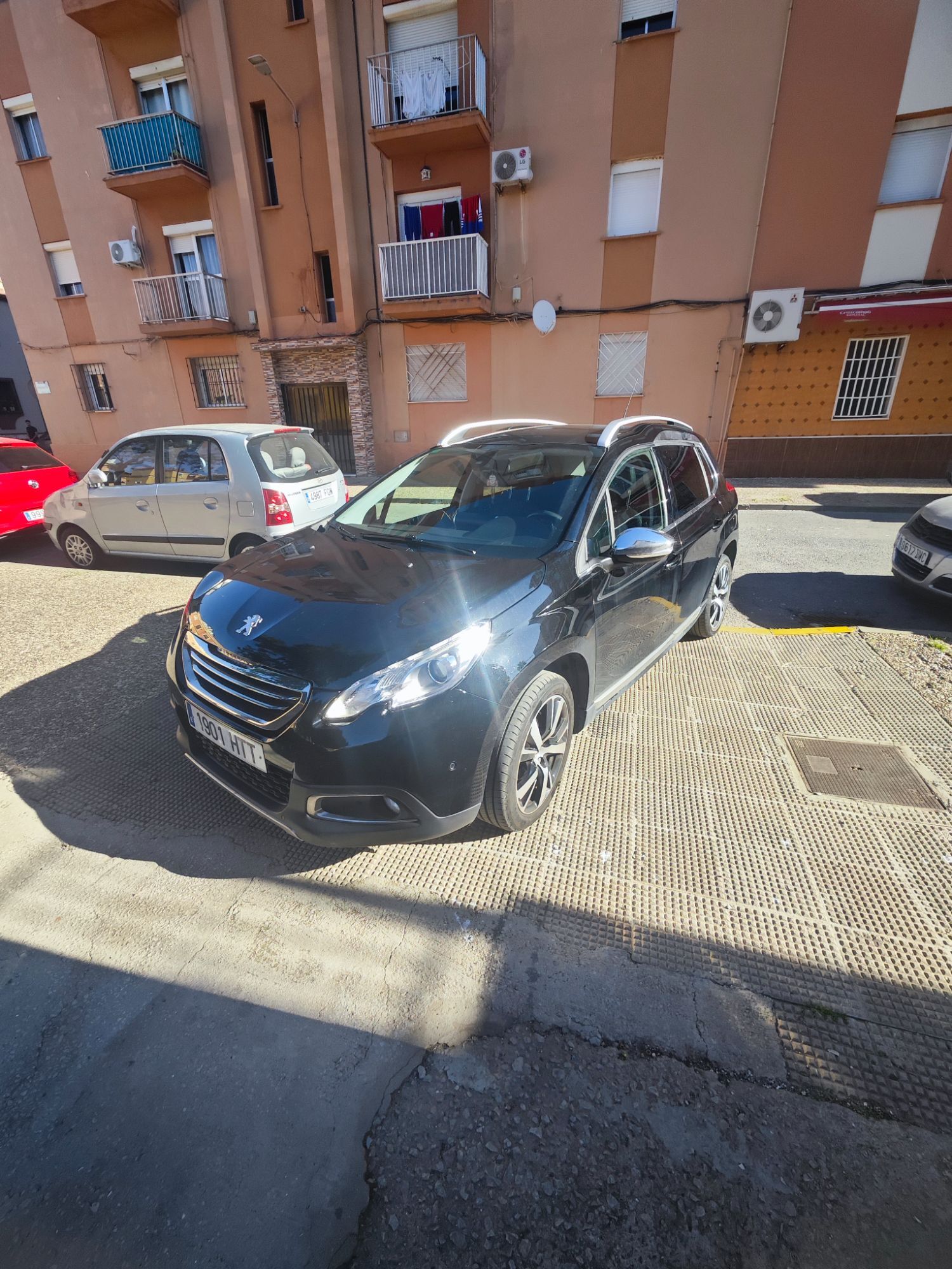 Foto del PEUGEOT 2008 1.6 e-HDI Allure