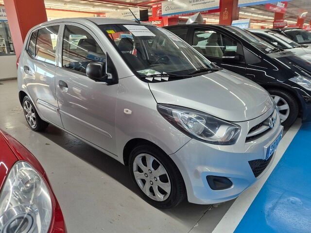 HYUNDAI i10 (1.2 Comfort 63 kW (85 CV)) en Barcelona