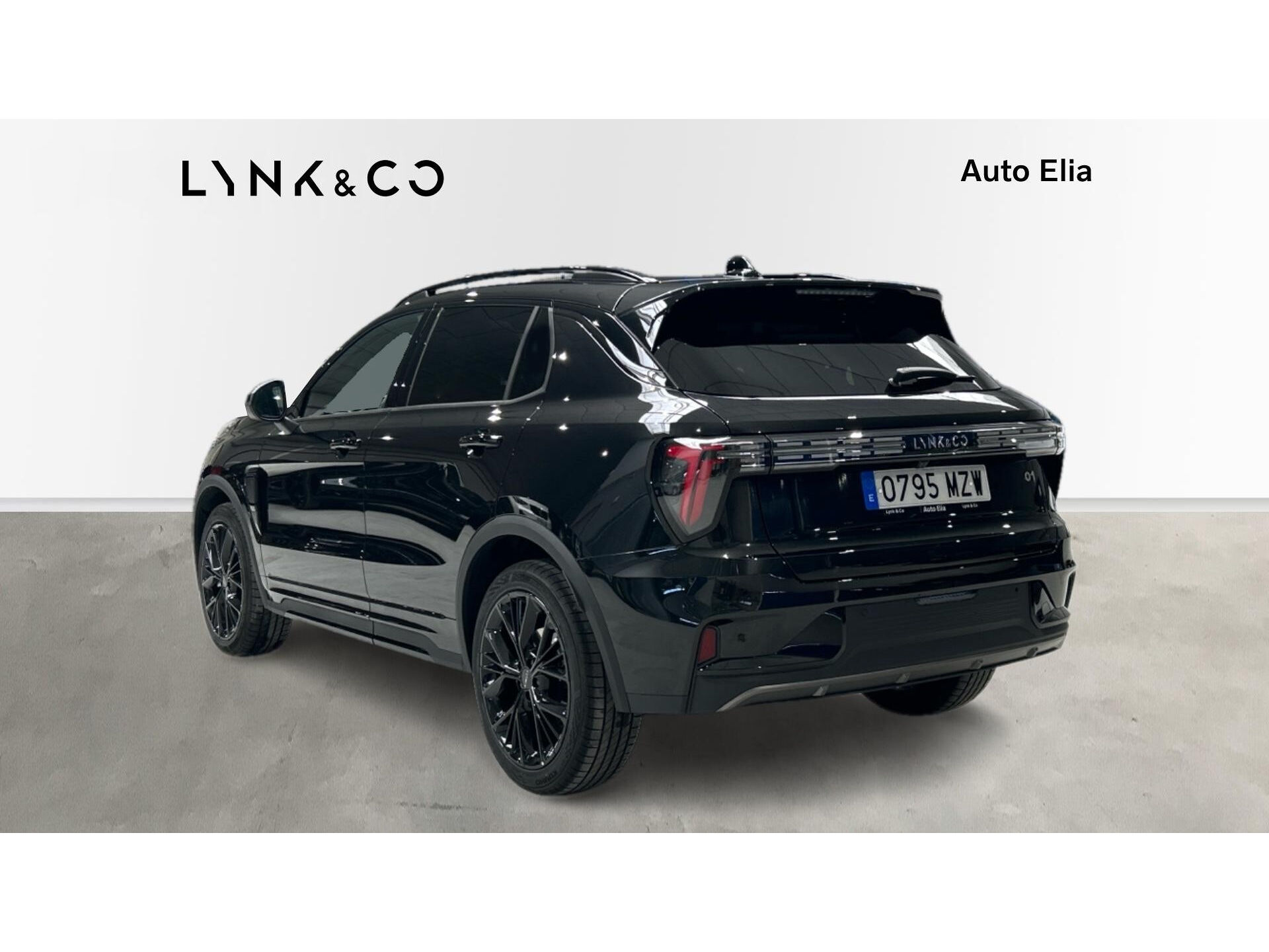 Imagen 2 de LYNK & CO 01