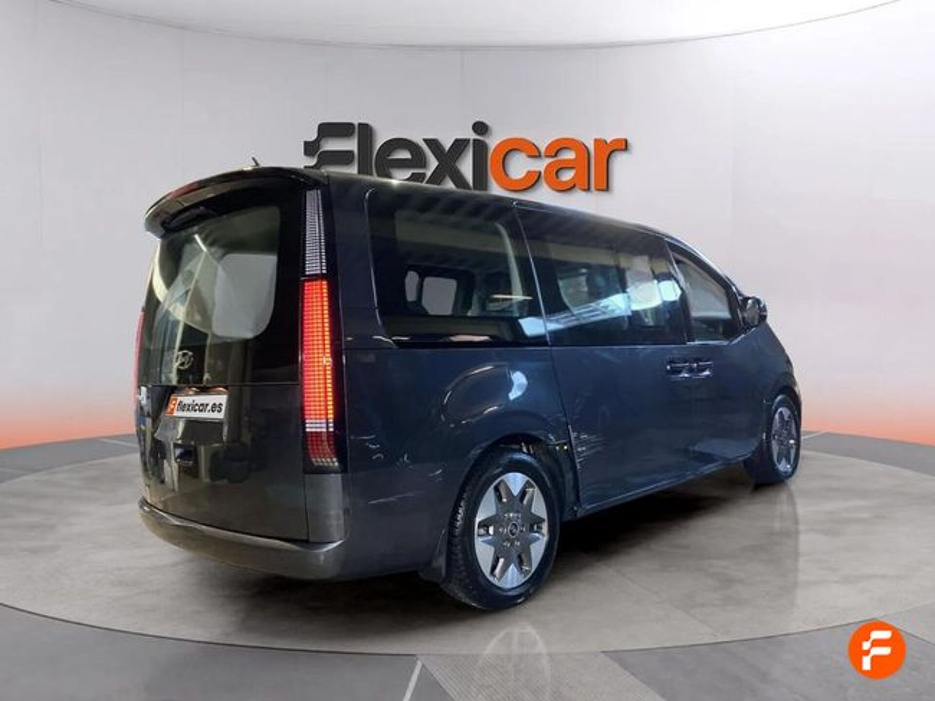 Imagen 2 de HYUNDAI Staria