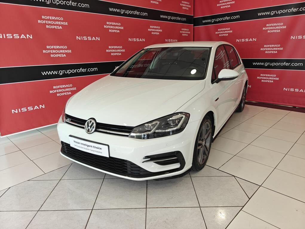 VOLKSWAGEN Golf (2.0 TDI 150cv DSG Sport R-Line) en Pontevedra
