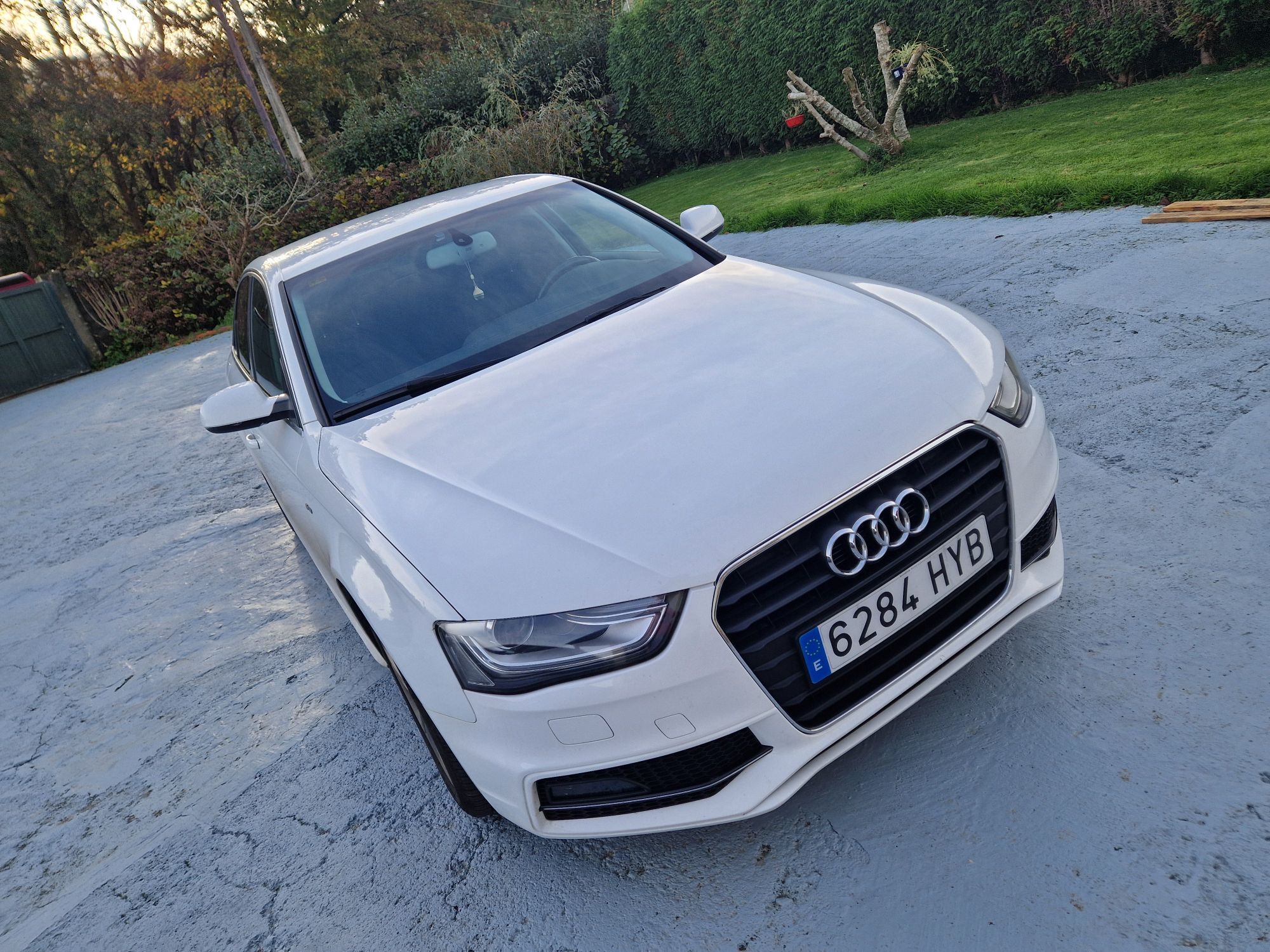 Foto del AUDI A4 2.0TDI DPF S line edition 150