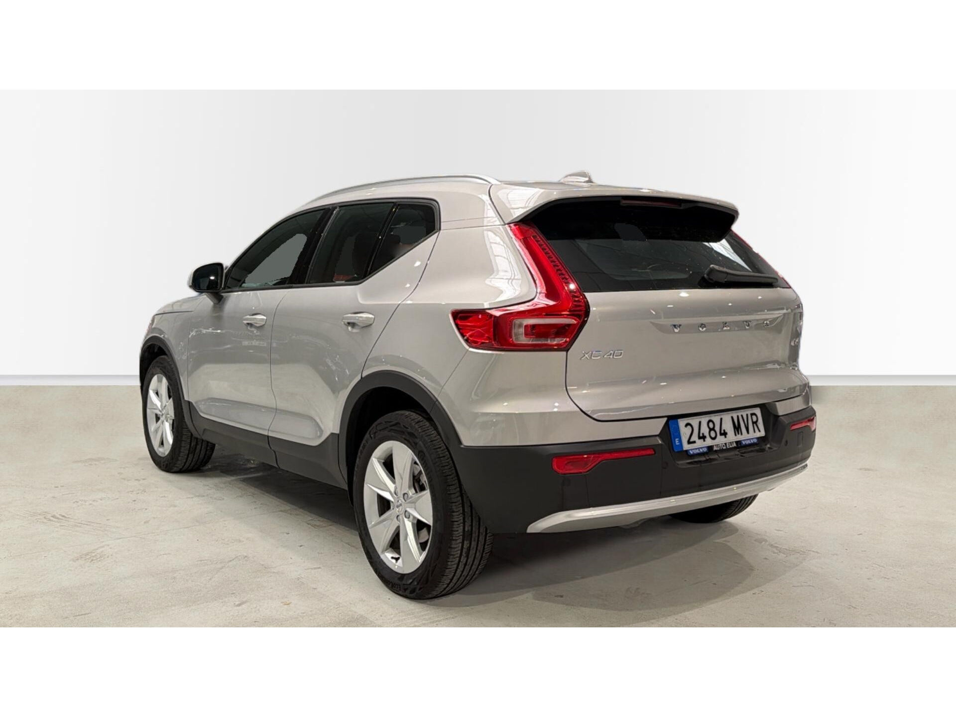Imagen 2 de VOLVO XC40