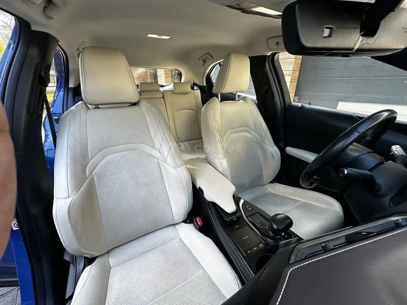 Foto del LEXUS UX 250h Business 2WD