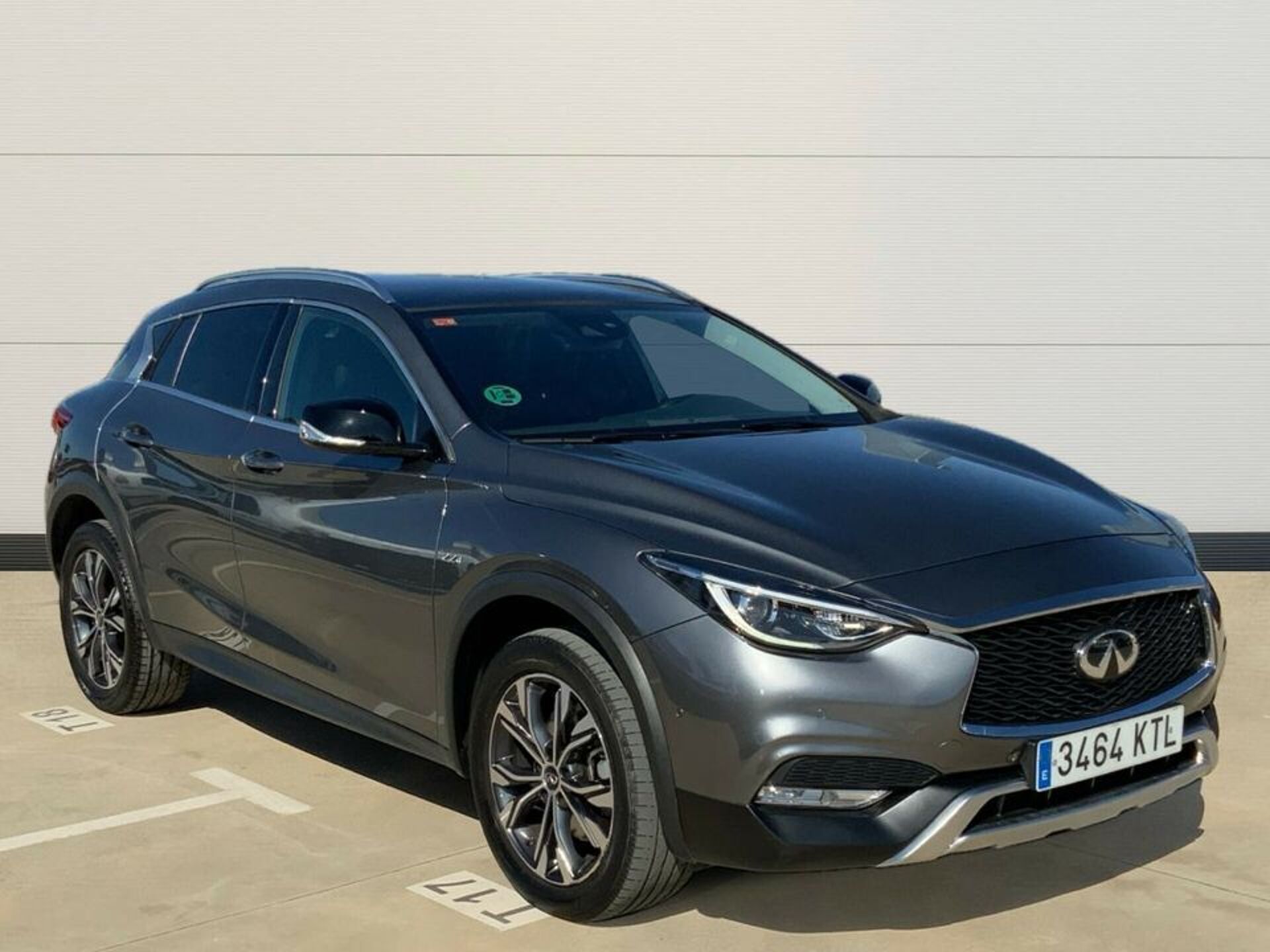 Imagen de INFINITI QX30