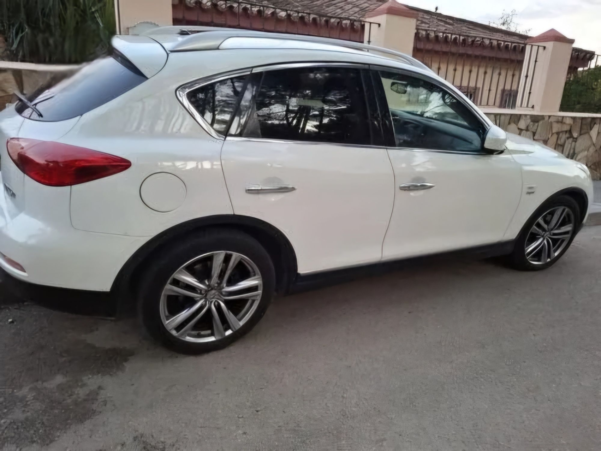Imagen de INFINITI QX50