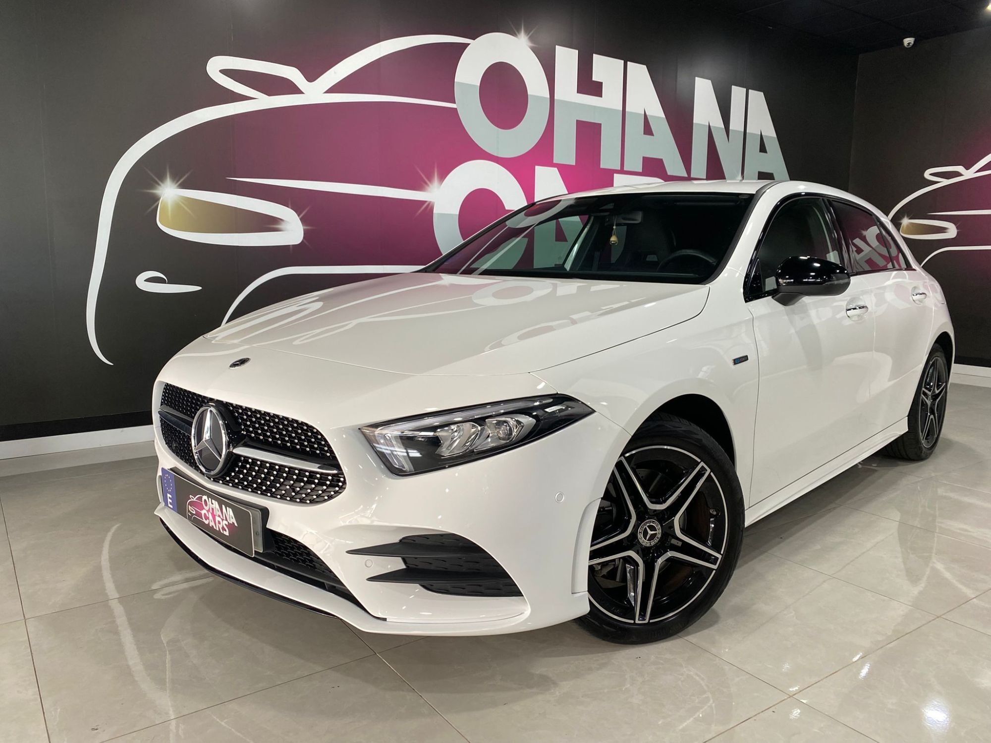 MERCEDES Clase A (A 250e 8G-DCT) en Tenerife