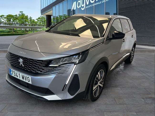 Foto del PEUGEOT 5008 Hybrid Allure Pack 136 eDCS6