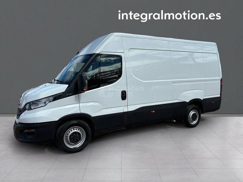 Foto del IVECO Daily Furgón 33S16 V 3520 H1 9.0 156