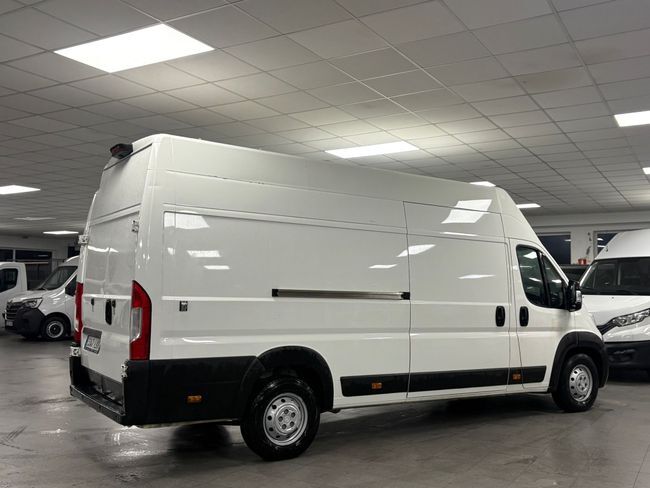 Foto del CITROEN Jumper Fg. 2.2BlueHDi 35 L4H3 S&S Heavy 140