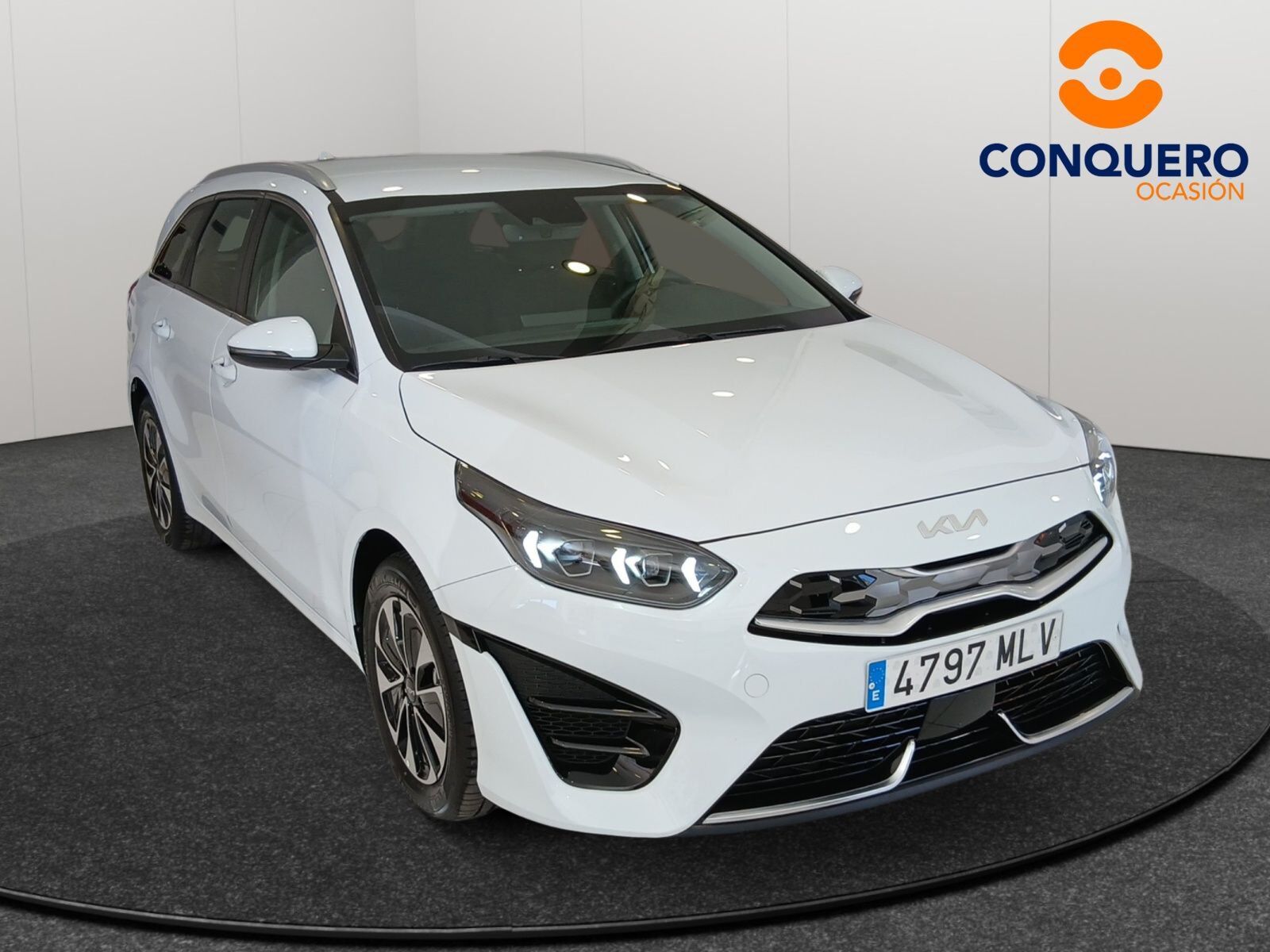 KIA Ceed (CEED 1.6 GDI PHEV EDRIVE TOURER 5P) en Sevilla
