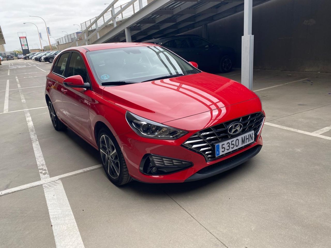 Foto del HYUNDAI i30 1.5 DPI Klass SLX 110