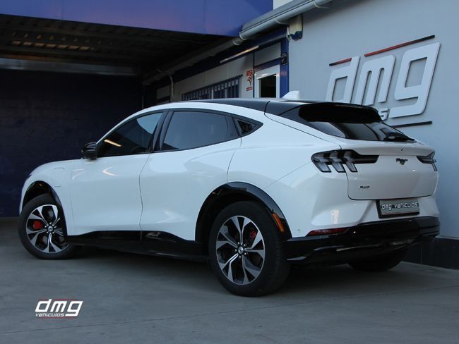 Foto del FORD Mustang Mach-E RWD Rango estandar