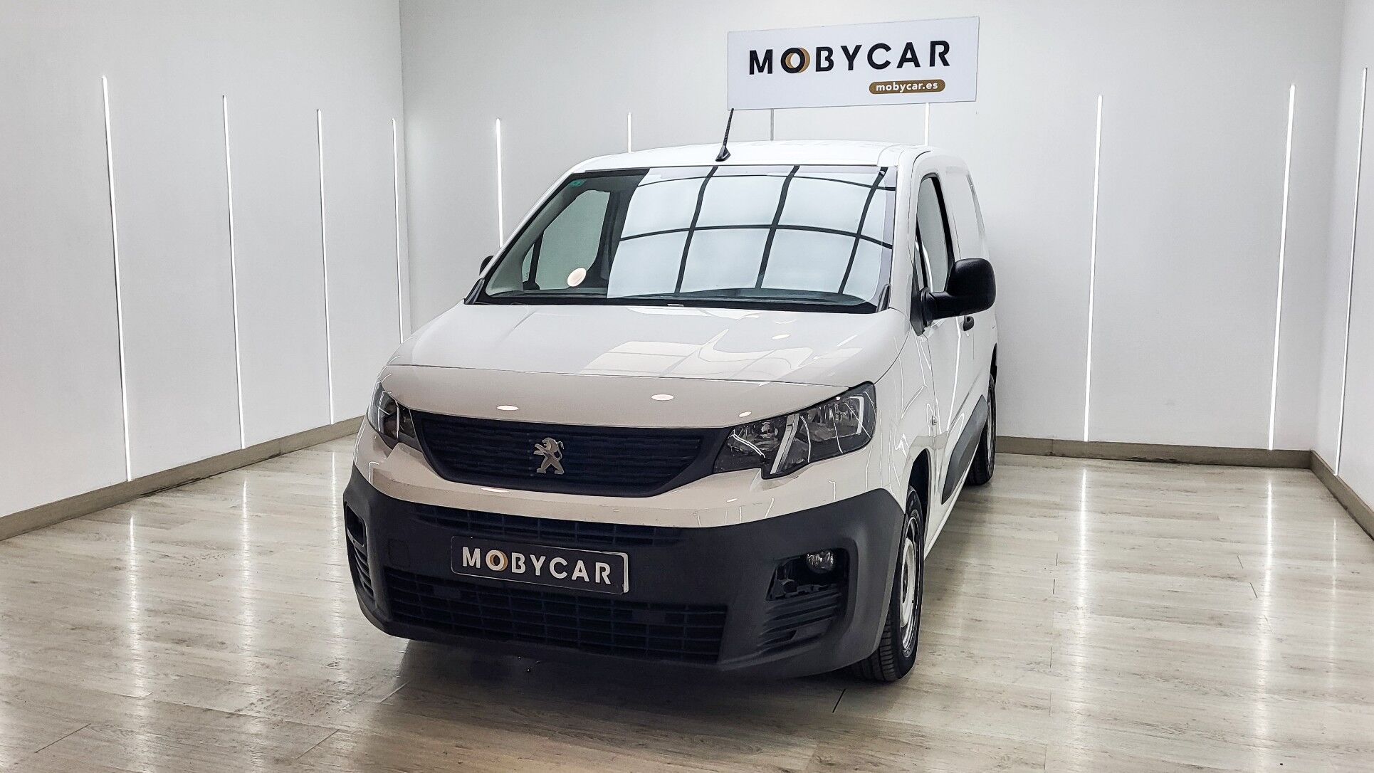 PEUGEOT Partner (Pro Standard 600kg BlueHDi 73kW) en Valencia