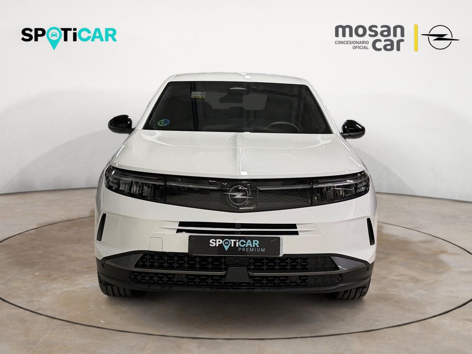 Foto del OPEL Grandland 1.2T XHT Hybrid S&S Edition eDCT6 145