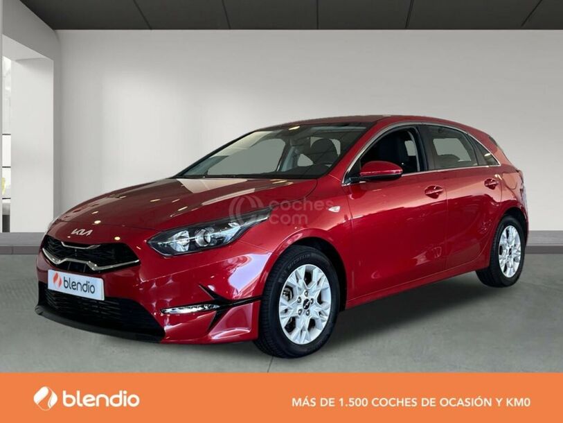 Foto del KIA Ceed 1.6 MHEV iMT Drive 136
