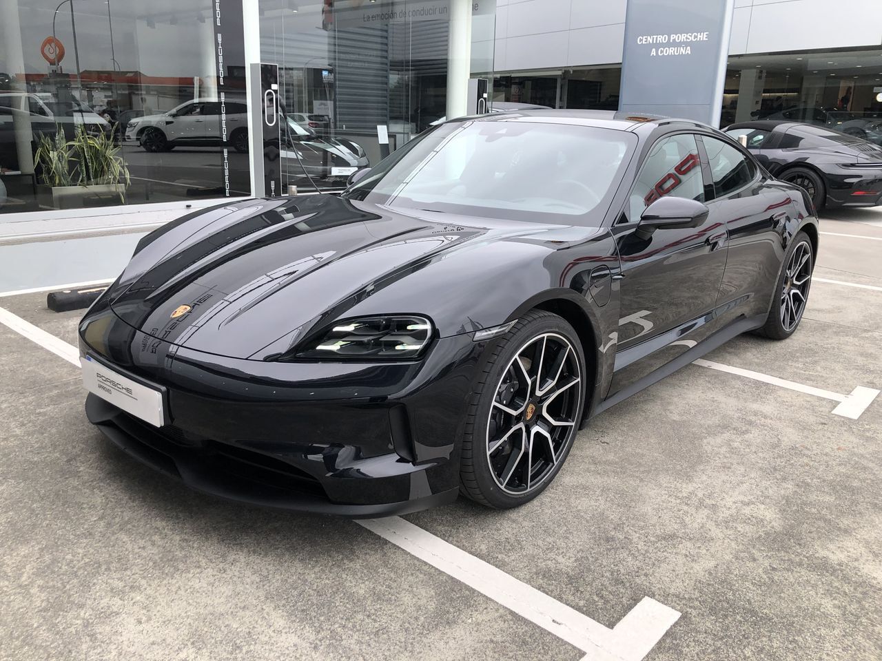 PORSCHE Taycan (408CV) en Coruña, A