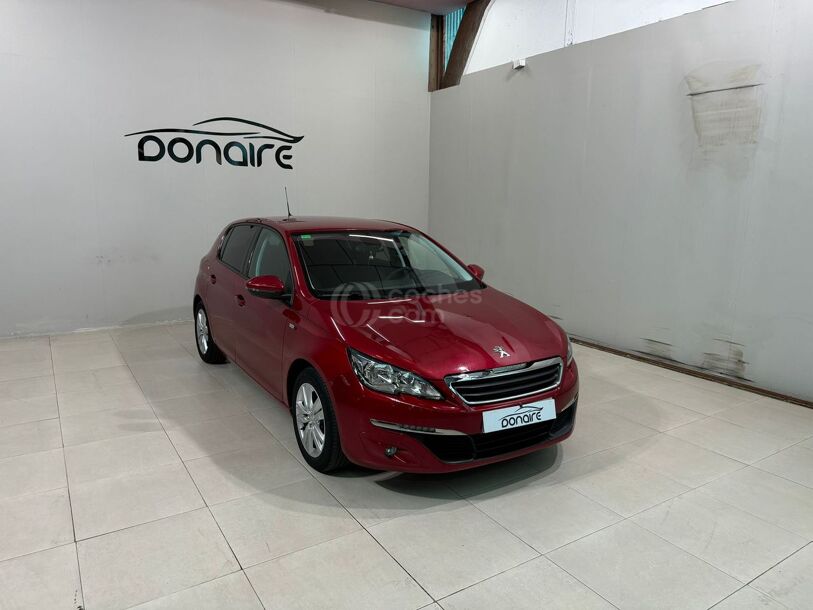 Foto del PEUGEOT 308 1.2 PureTech S&S Active 110