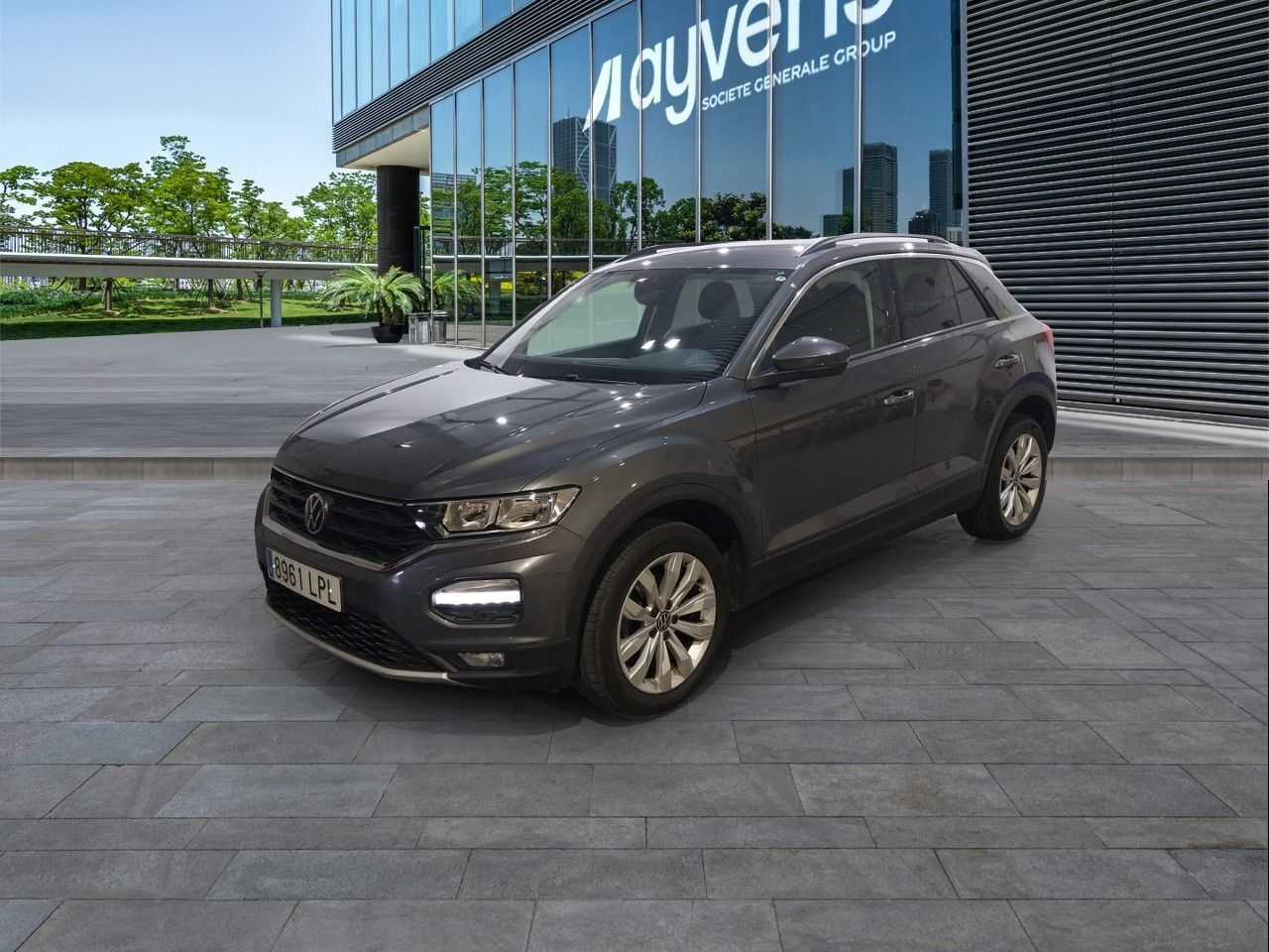 VOLKSWAGEN T-Roc (Advance 1.5 TSI 110 kW (150 CV) DSG) en Madrid