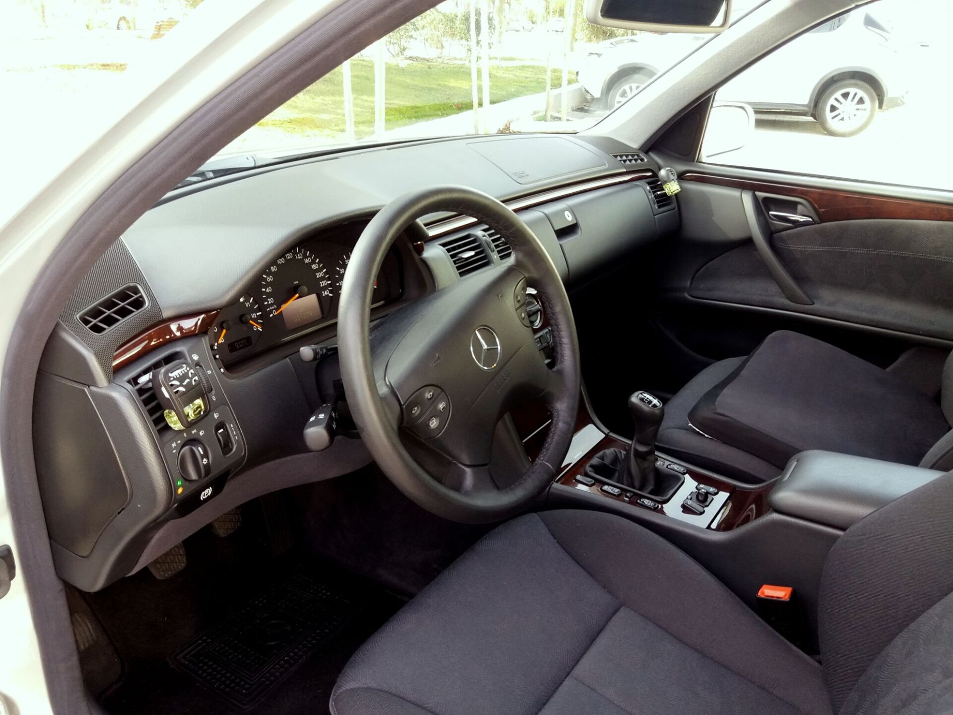 Imagen 2 de MERCEDES Clase E