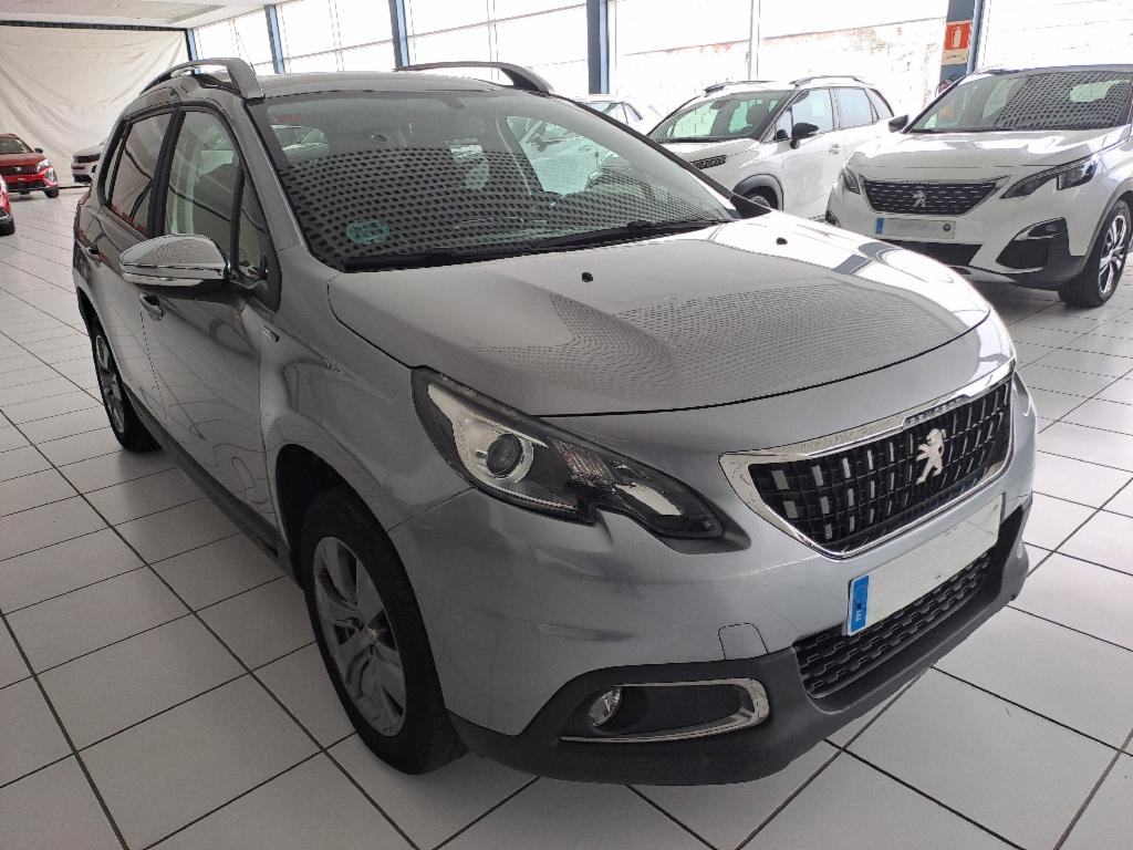 PEUGEOT 2008 (1.2 PURETECH 81KW S&S STYLE 5P) en Badajoz