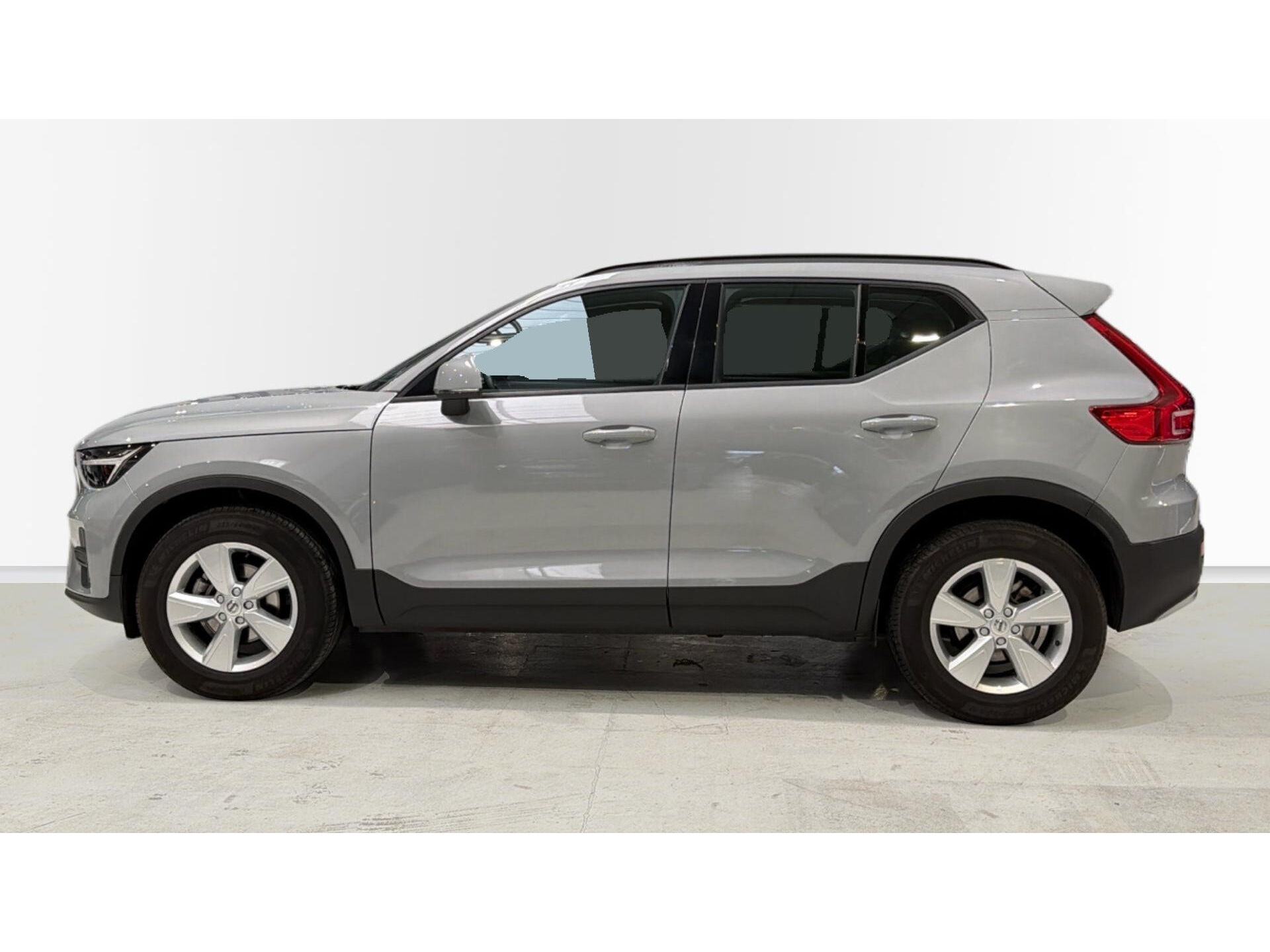 Imagen 3 de VOLVO XC40