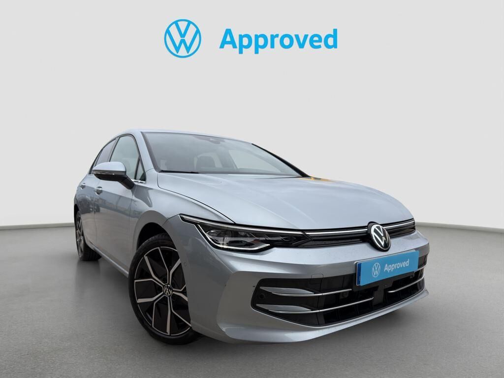 VOLKSWAGEN Golf (50 Aniversario 2.0 TDI 110 kW (150 CV) DSG) en Barcelona