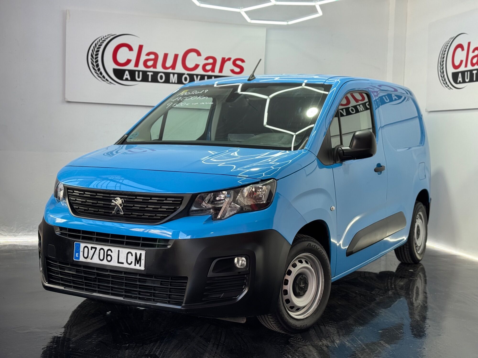 PEUGEOT Partner (1.6BlueHDI Premium Standard 600kg 75) en Madrid