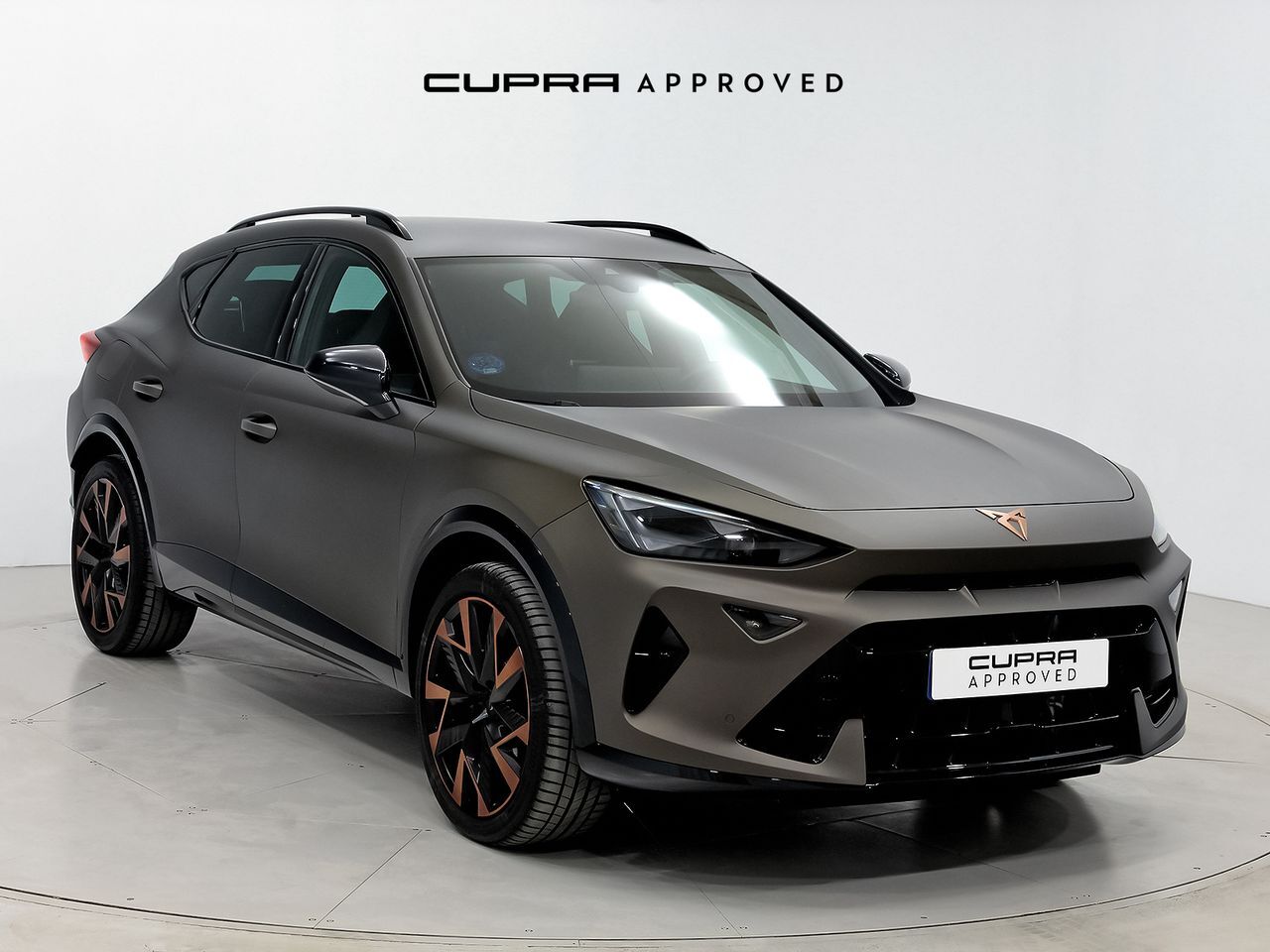 CUPRA Formentor (1.5 TSI e-Hybrid 200kW (272 CV) VZ DSG) en Barcelona