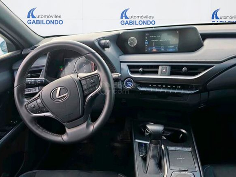 Foto del LEXUS UX 250h Business Navigation 2WD