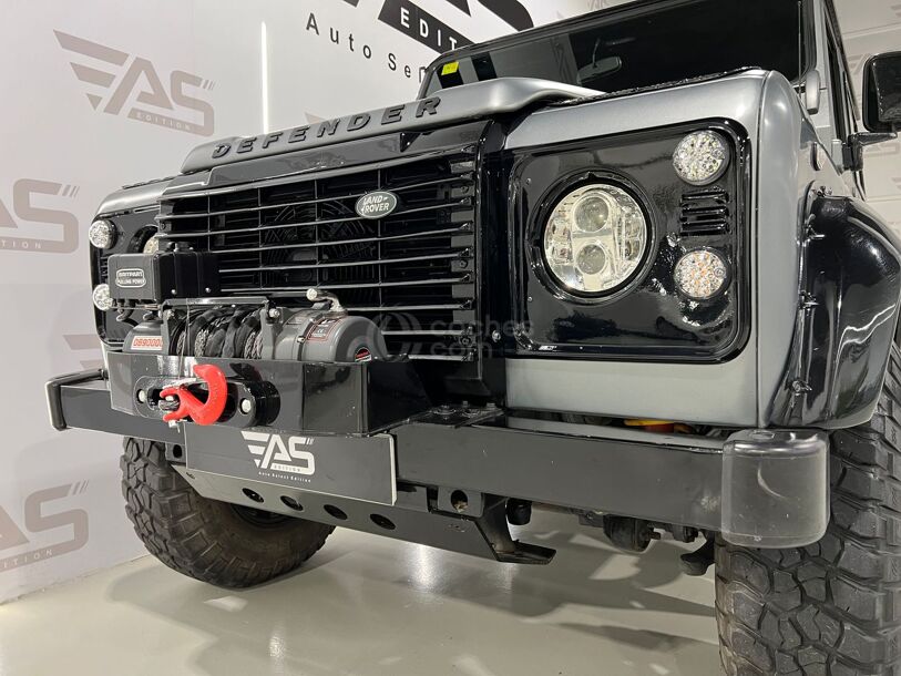 Foto del LAND ROVER Defender 110 2.5Td5 SW E