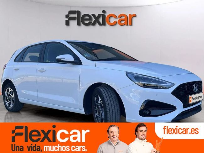 HYUNDAI i30 (1.0 TGDI 48V Klass) en Granada