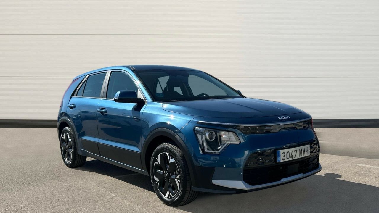 KIA Niro (BEV 65KWH 150KW E-NIRO SMART EDITION 204 5P) en Madrid