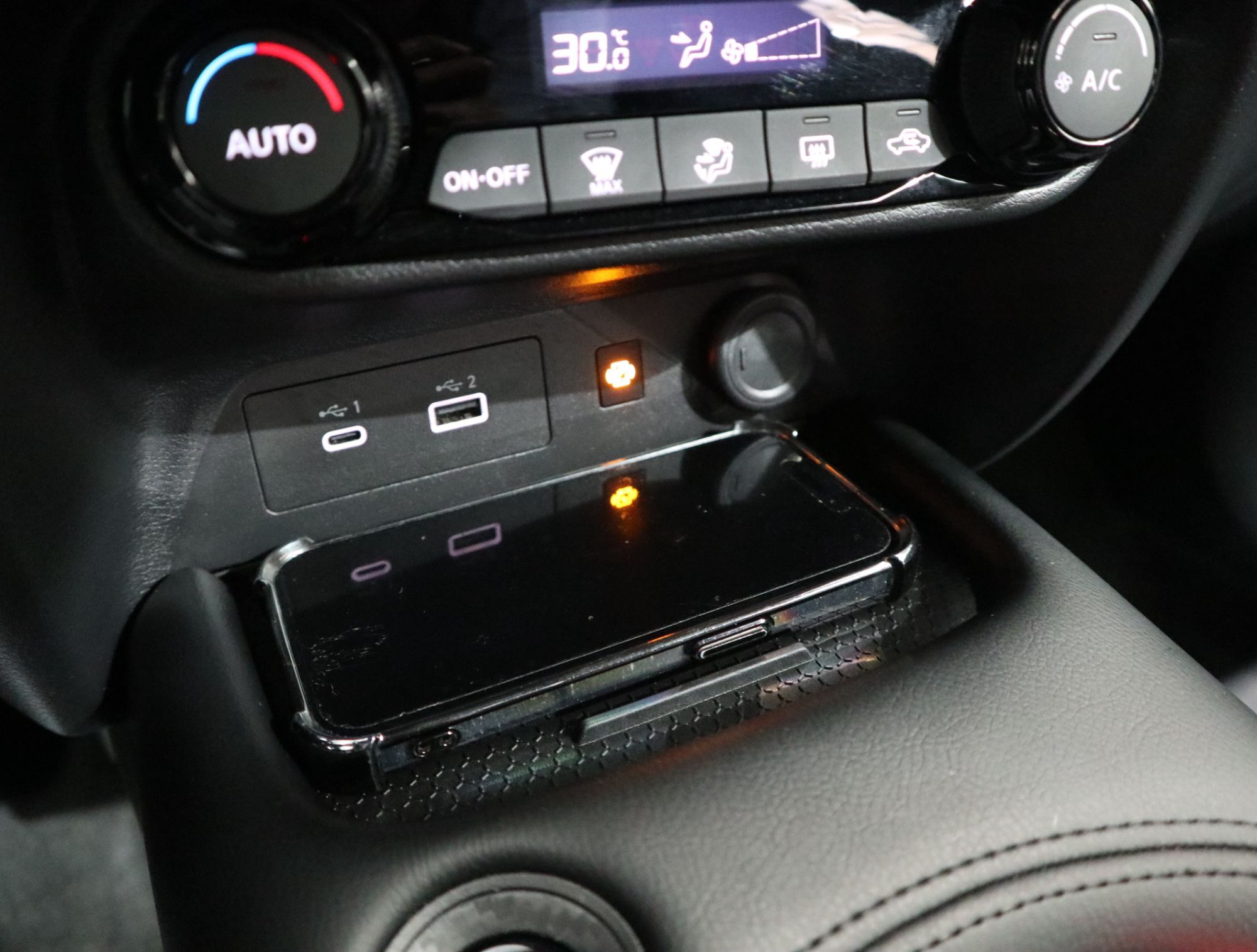 Foto del NISSAN Juke 1.0 DIG-T N-Connecta 4x2 114