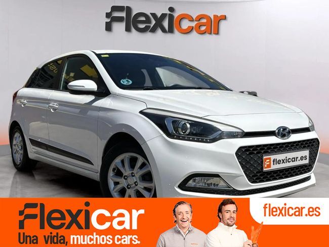 HYUNDAI i20 (1.2 MPI Essence) en Barcelona
