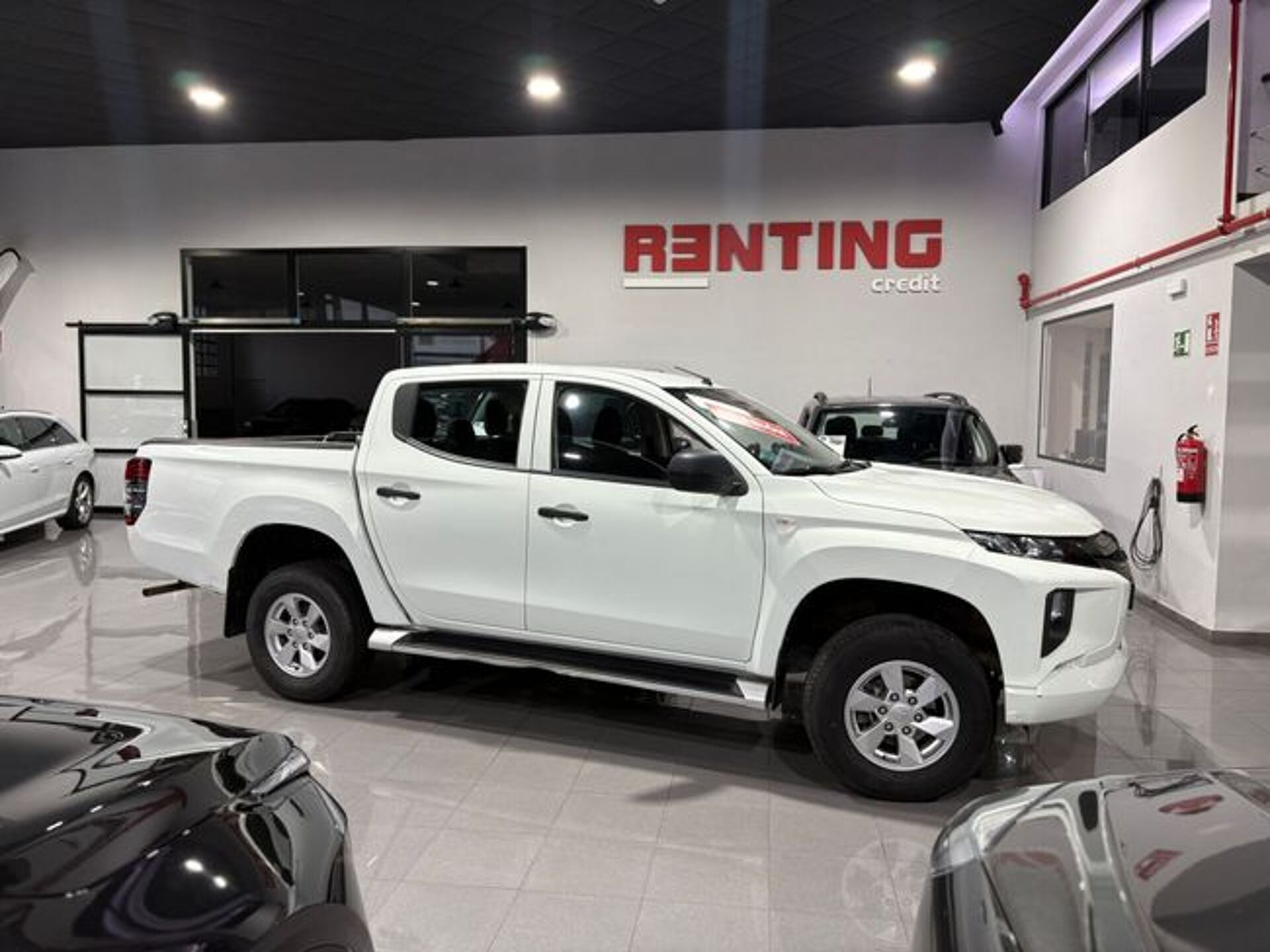 Imagen 2 de MITSUBISHI L200