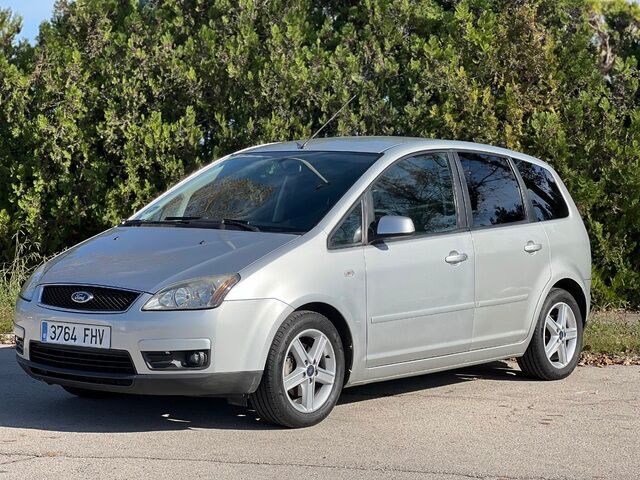 FORD Focus C-Max (1.6 Trend 74 kW (100 CV)) en Barcelona