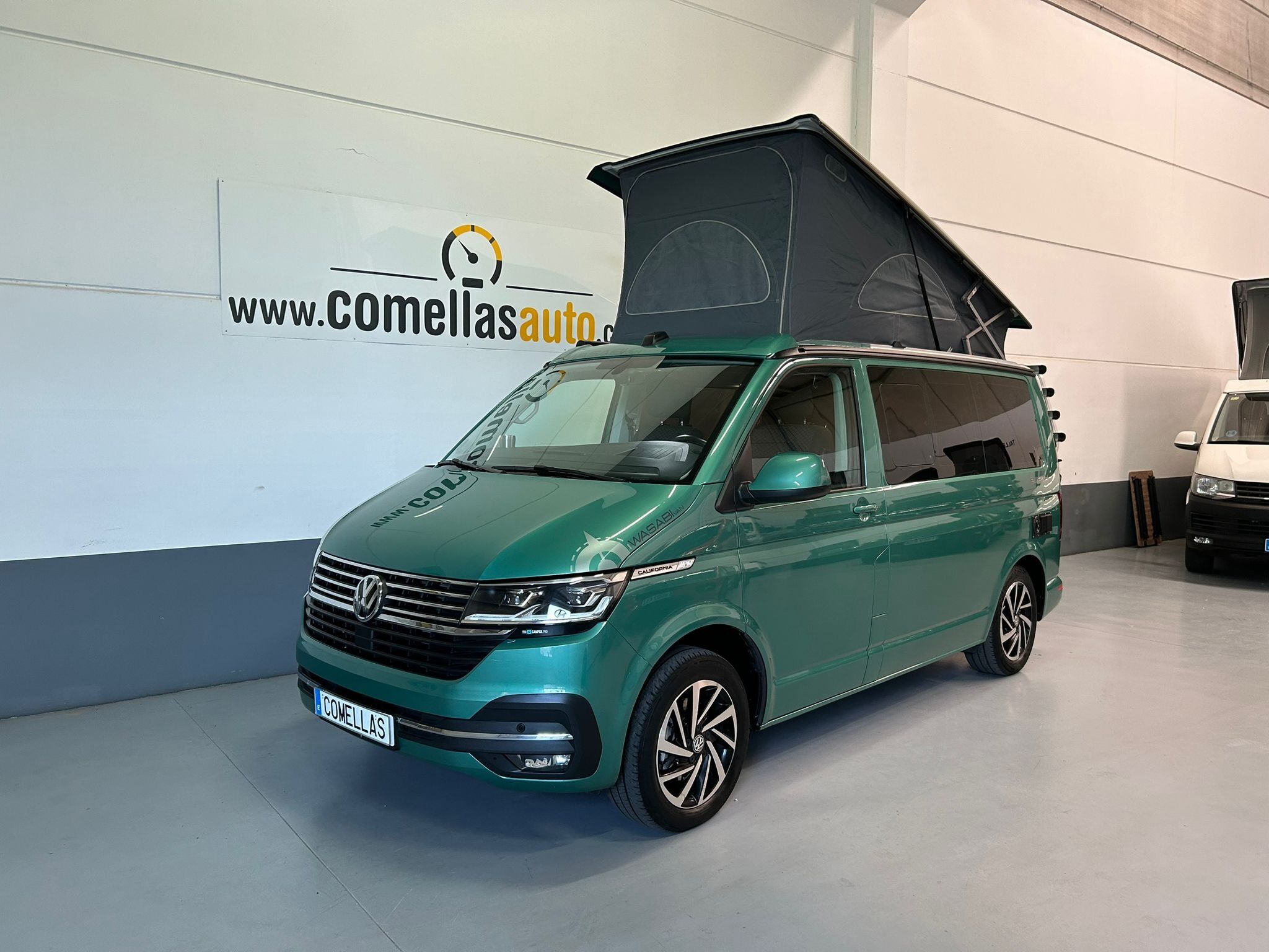 VOLKSWAGEN California (Beach Camper TDI 110KW (150CV) BMT DSG) en Barcelona