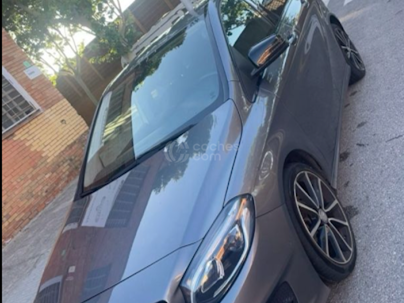 Foto del MERCEDES Clase B B 200d 7G-DCT