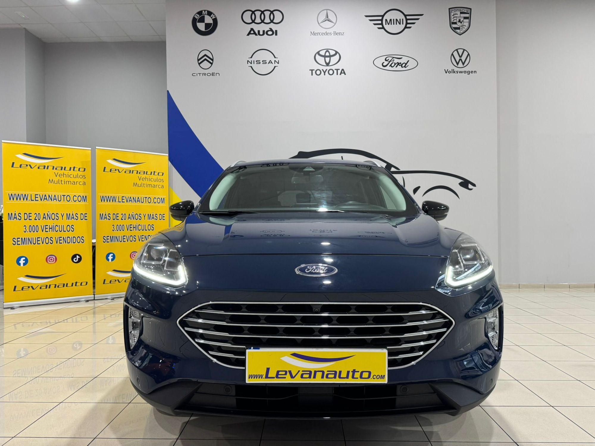 Foto del FORD Kuga 2.5 Duratec FHEV Titanium 4x2 Aut.