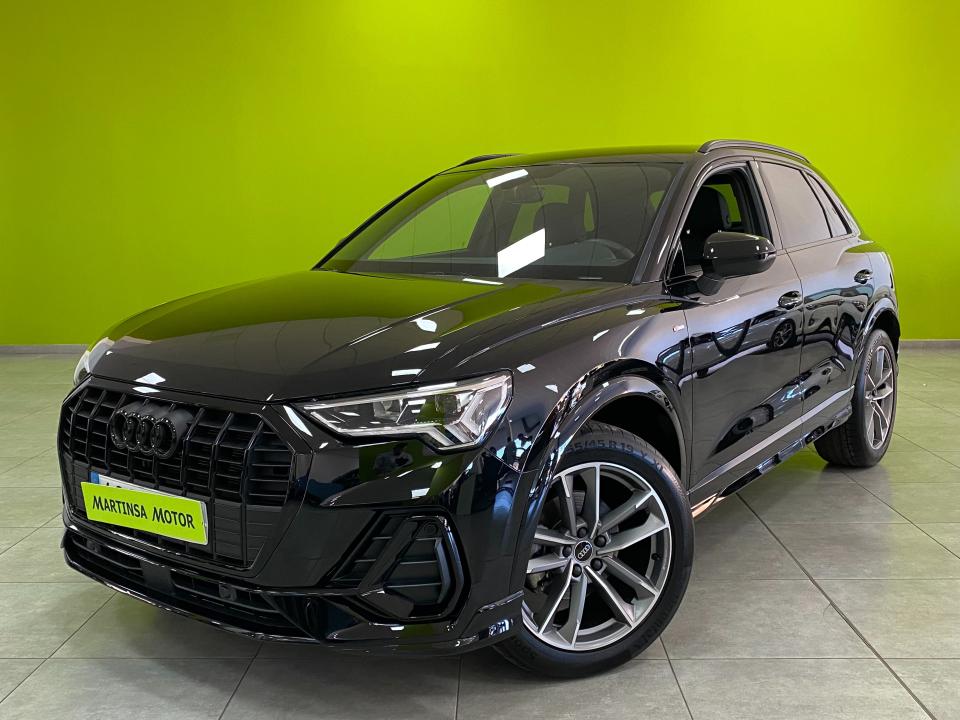 AUDI Q3 (Black line 35 2.0 TFSI 150CV S-Tronic) en Málaga