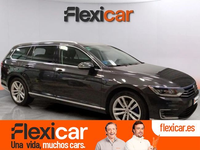 VOLKSWAGEN Passat (GTE 1.4 TSI 115kW (156CV) DSG Variant) en Valencia