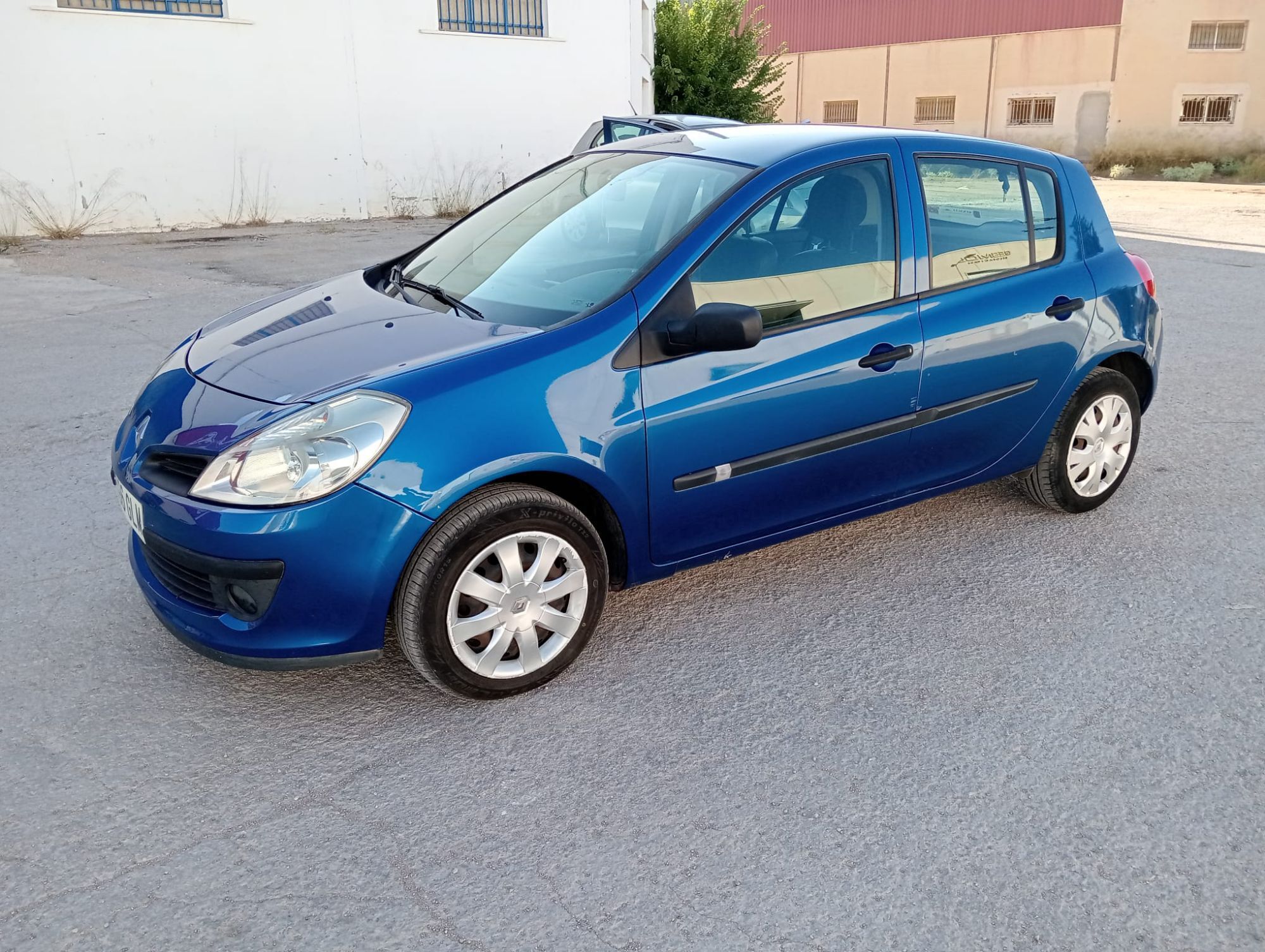 RENAULT Clio (1.5DCI Business 85 eco2) en Albacete
