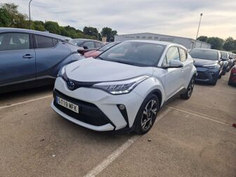 Imagen de TOYOTA C-HR 125H Advance