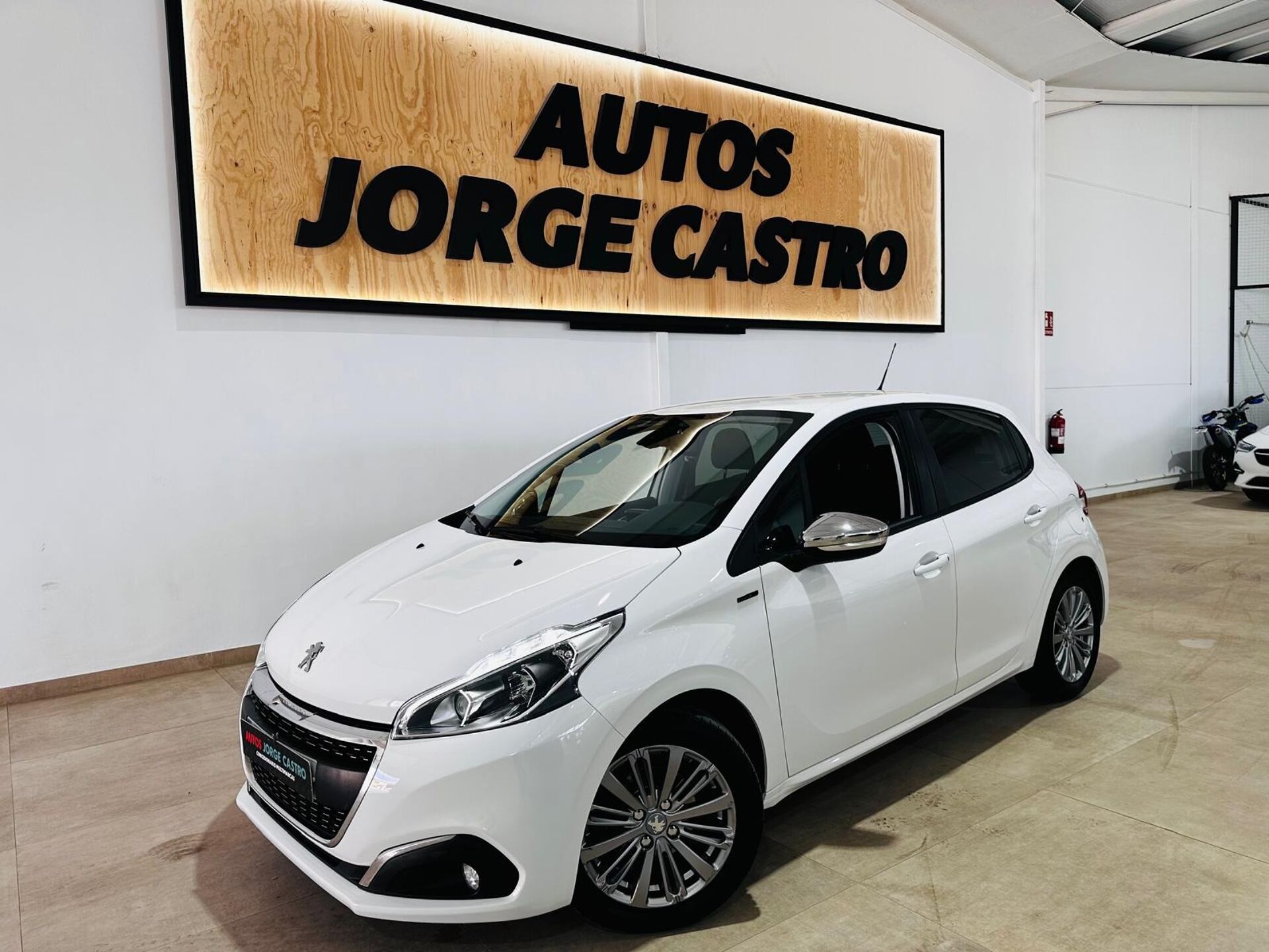Imagen de PEUGEOT 208